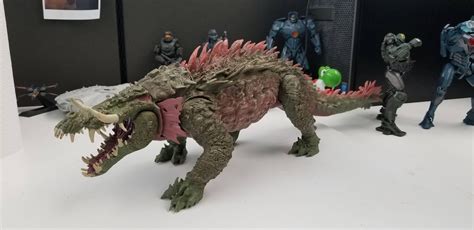 The Lizzy figure for Rampage is pretty awesome for $15 : GODZILLA