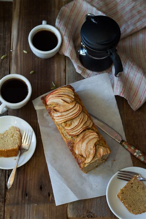 apple mava cake - A Bit Wholesomely