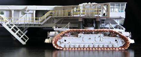 Crawler Transporter Model Gallery