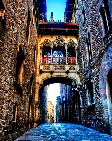 The Nicest Pictures: The Gothic Quarter in Barcelona