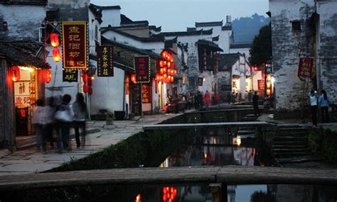 The 10 Most beautiful Ancient Towns In China - What China