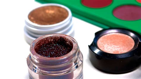 Here's What You Need To Know To Apply Cream Eyeshadow