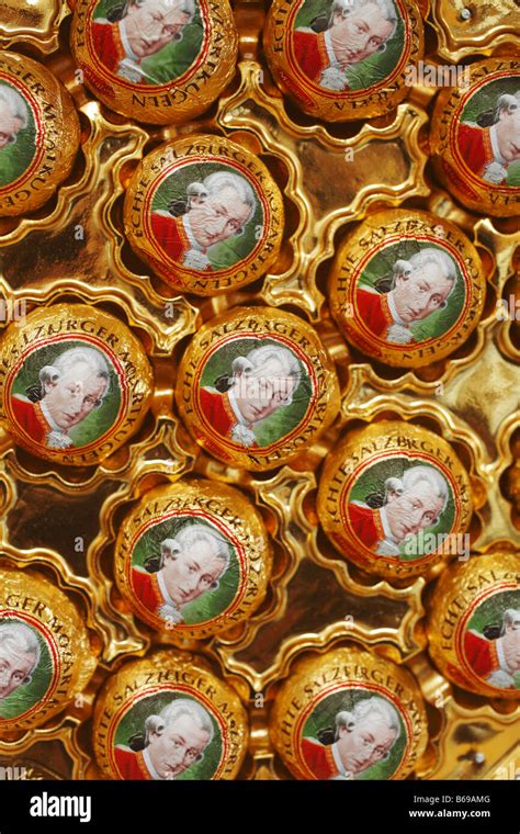 Mozartkugeln (Mozart chocolate balls), Austria Stock Photo - Alamy