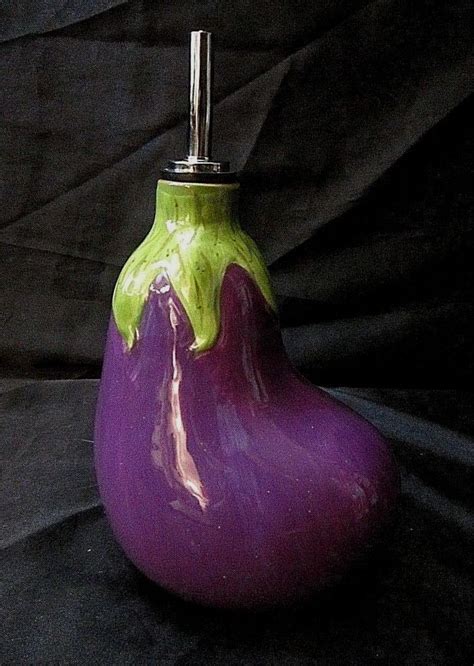 STYLE-EYES by BAUM BROS. CERAMIC EGGPLANT OLIVE OIL BOTTLE with DRIZZLE SPOUT | Olive oil ...