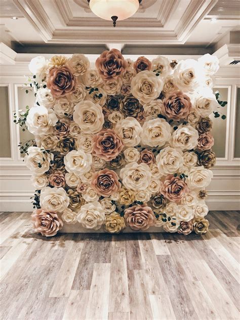 Paper flower wall | Flower wall wedding, Flower wall backdrop, Flower ...