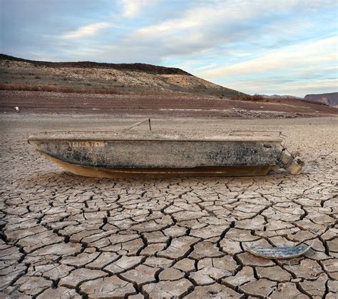 DRIED UP: Lakes Mead and Powell at epicenter of biggest Western drought ...