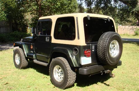 1997 Jeep Wrangler Sahara 6 Cyl 5 Speed Hard Top