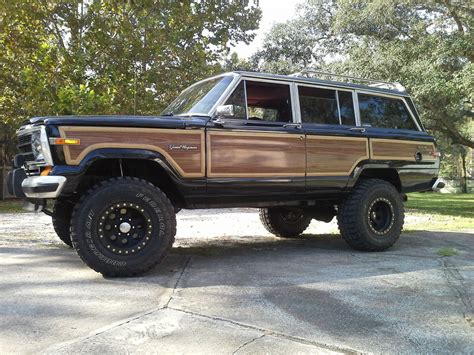 Jeep : Wagoneer Lifted, with all original Parts | Jeep wagoneer, Lifted jeep, Jeep grand