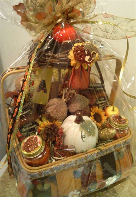 How to: Thanksgiving Gift Baskets | StayGlam