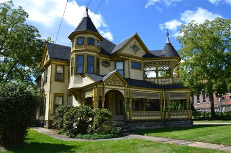 Jim's Posts: Queen Anne Style House