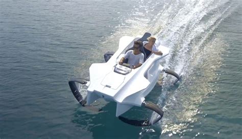 First Electric Hydrofoil Sports Boat Coming in 2015 for €15K - autoevolution