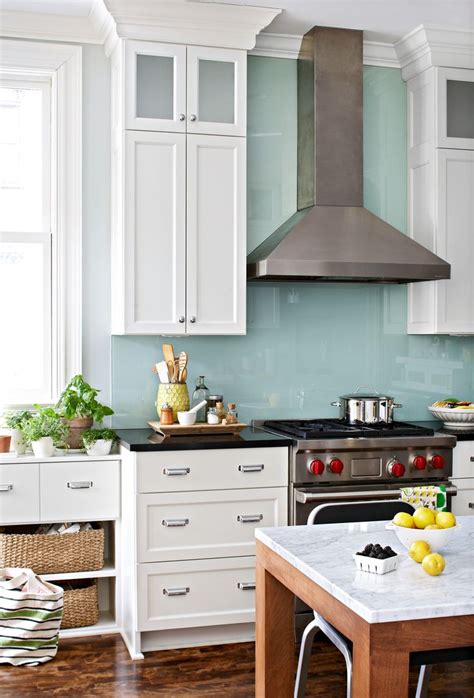 9 No-Fail Strategies for Using Color in a Modern Kitchen | Kitchen backsplash designs, Kitchen ...