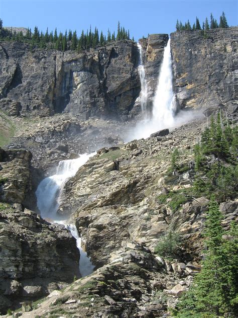 10 Best Hikes in Yoho National Park - Trailhead Traveler