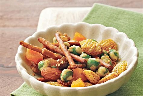 Sweet and Spicy Snack Mix | Nikki Kuban Minton