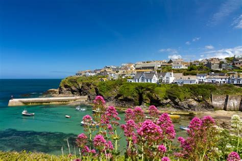 Visit these cornish seaside towns loved by painters for their light - See More of Life with ...