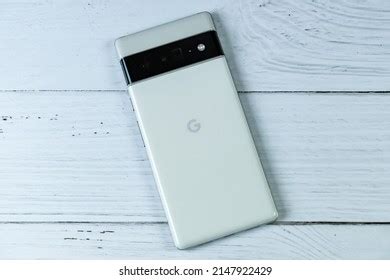 Google Pixel 6 Pro Cloudy White Stock Photo 2147922429 | Shutterstock