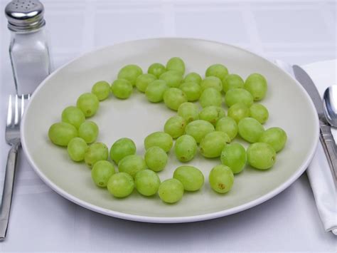 Calories in 226 grams of Grapes - Green.