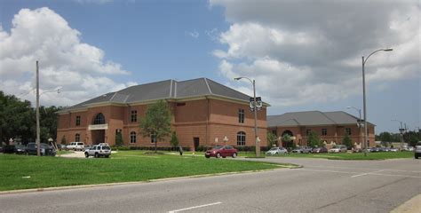 Holy Cross School Gentilly 1 | New campus, Holy Cross High S… | Flickr