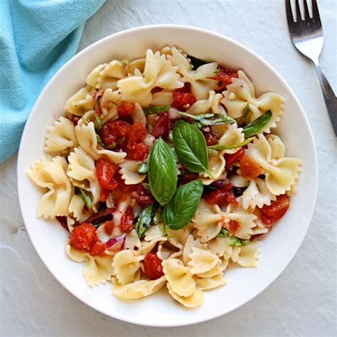 Bow Tie Pasta with Simple Tomato Sauce - Heavenly Home Cooking