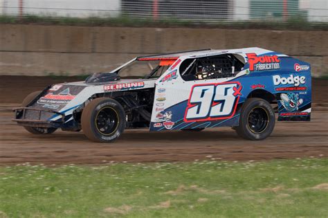 Dirt Track Racing returns to the Half Mile | Dodge County Fairgrounds