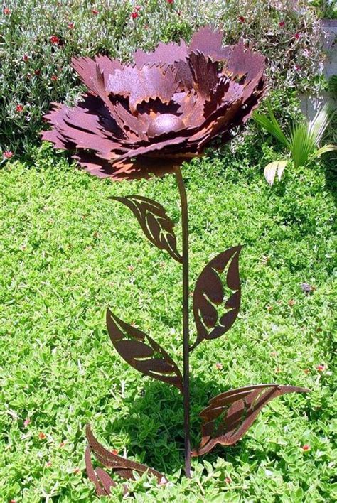 40 Utterly Beautiful Rusted Metal Art Works - Bored Art | Metal garden ...