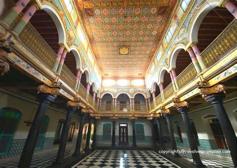 Hopping through heritage Chettinad houses in Karaikudi - The Revolving Compass