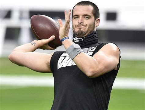 Raiders News: Derek Carr Will Start Season Finale Against Broncos - Raiders Newswire