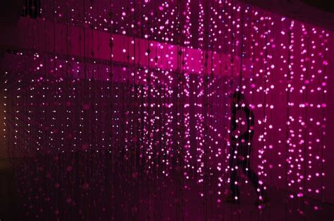 8,000 Lights Form a Mind-Boggling Interactive Space | Light installation, Modern farmhouse ...