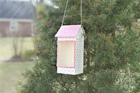 Milk Carton Bird Feeder | It's a Mother Thing