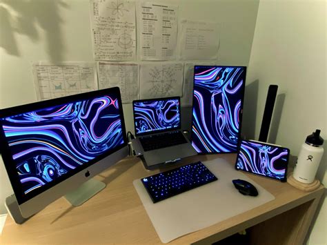 Can't get enough of the Pro Display XDR wallpaper! : r/macsetups