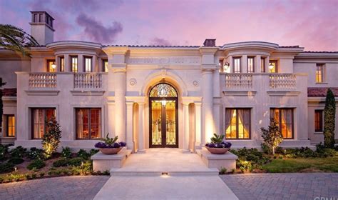 $10.985 Million Mediterranean Style Mansion In Newport Coast, California Mansion Homes, Mansion ...