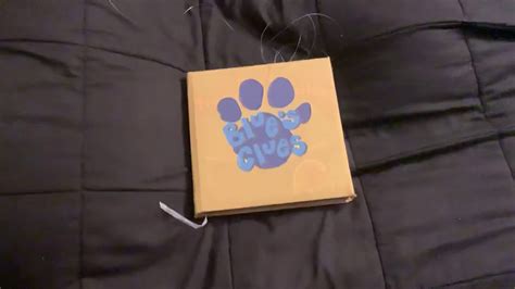 17+ blue's clues yellow book logo - AidynShritha