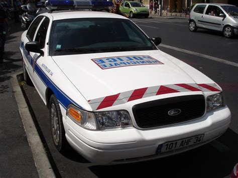 Ford Crown Victoria Police Interceptor in France : r/PoliceVehicles