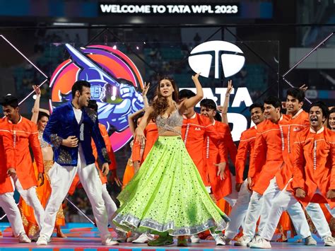 WPL 2023 Opening Ceremony Highlights: Kiara Advani, Kriti Sanon, AP Dhillon Set Stage On Fire ...