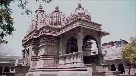 KALARAM TEMPLE - NASHIK Photos, Images and Wallpapers, HD Images, Near by Images - MouthShut.com