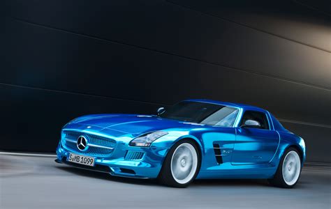 Mercedes SLS AMG Electric Drive : Caratteristiche e Foto | AutoElettrica101