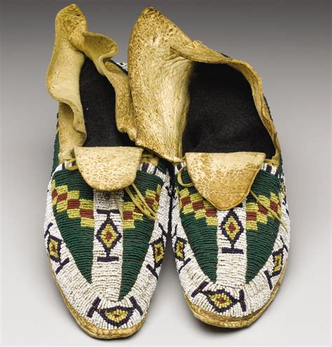 Native American Moccasins & Footwear - Native American Crafts