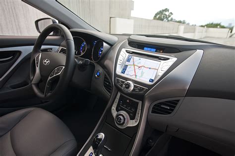 2011 Hyundai Elantra Revealed - autoevolution