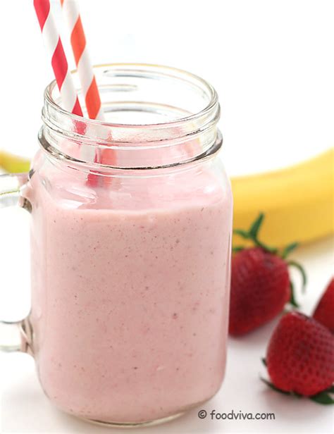 Strawberry Banana Smoothie with Yogurt - Low Fat Smoothie Recipe