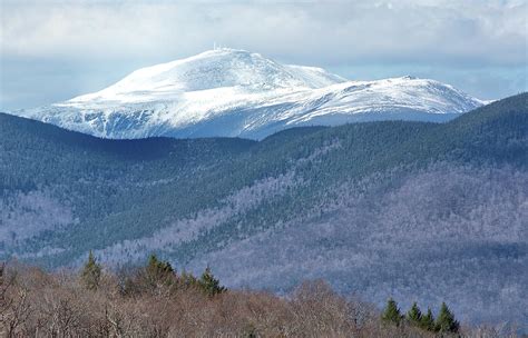 Winter atop Mount Washington Photograph by Jerry Gantar - Fine Art America