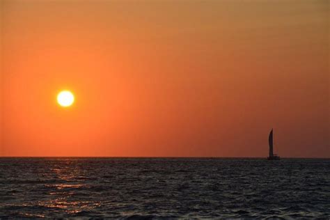 Santorini Catamaran Oia Sunset Sailing Cruise | Thirassia, Greece