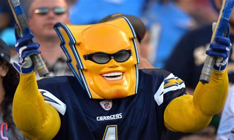 Los Angeles Chargers unofficial mascot ‘Boltman’ announces retirement