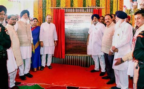 Arun Jaitley lays foundation stone for IIM-Amritsar campus | National ...