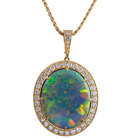 31.30 Carat Lightning Ridge Black Opal & Diamond Pendant - Fourtané