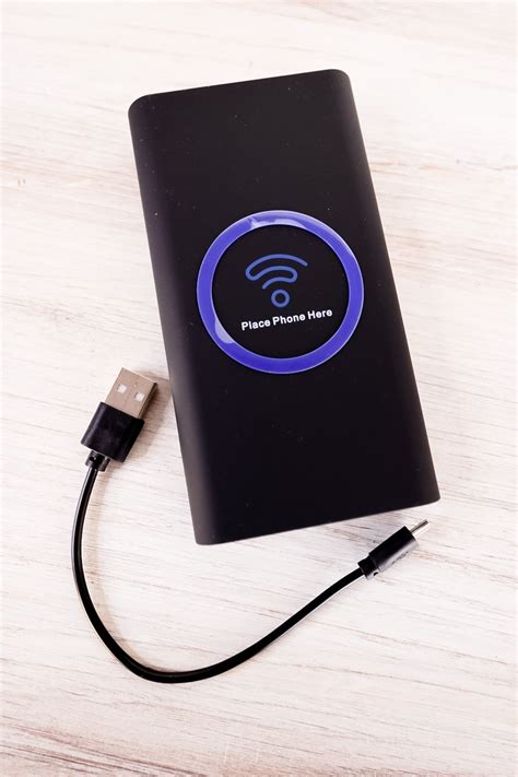 Wireless Charging Power Bank - Whiskey Skies