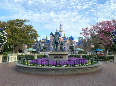 Disneyland may not be allowed to reopen in 2020, here's why - The Points Guy