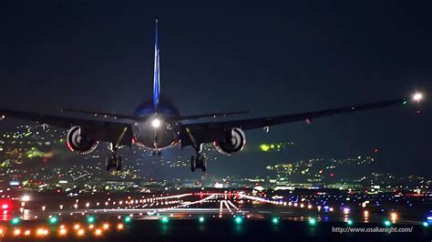 大阪伊丹空港 千里川堤防からの夜景 Night Landing at Osaka Itami Airport Japan - YouTube