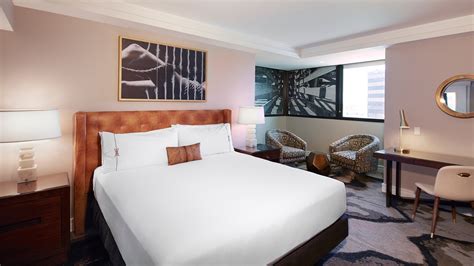 The Highland Dallas, Curio Collection by Hilton - Hotel Review | Condé Nast Traveler