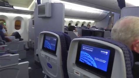 Boeing 787 United Interior