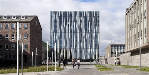 University of Aberdeen Library: A Building with Visual Lightness and ...